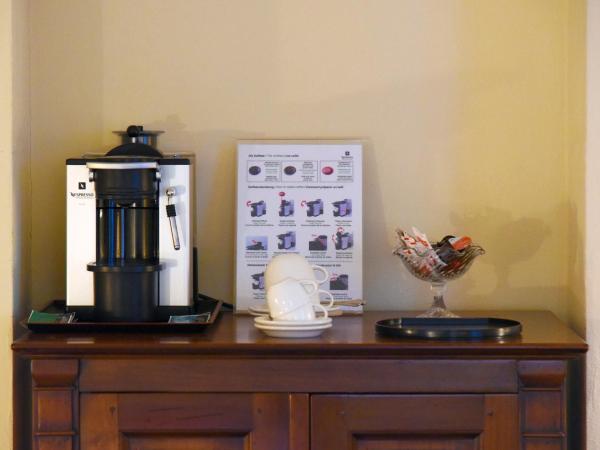 Unique Hotel Innere Enge : photo 2 de la chambre chambre double confort