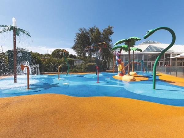 Haven, Cala Gran caravan park : photo 3 de la chambre mobile home