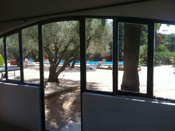 Du Coté de Chez Soi : photo 5 de la chambre chambre double - vue sur jardin