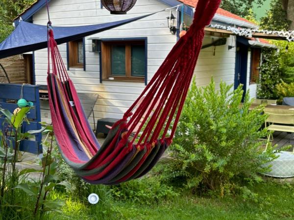 La Wodapalousa, Surf & Crossfit Guesthouse, 800m from Beach : photo 2 de la chambre chalet