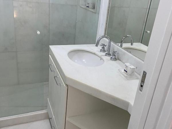 TIFFANYs RIO FLAT : photo 5 de la chambre appartement supérieur avec balcon