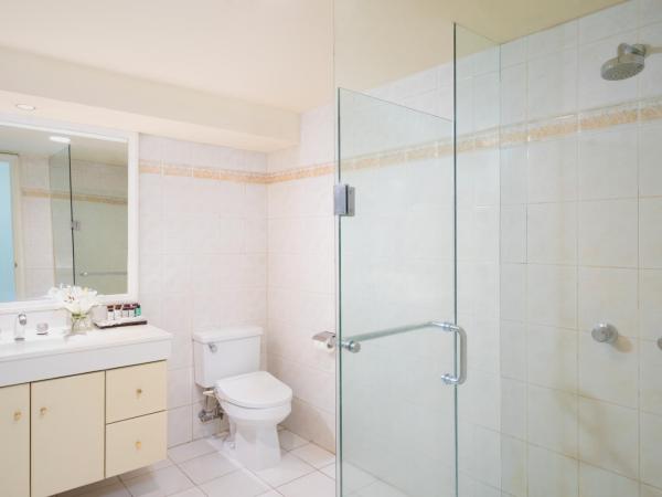 Sheraton Surabaya Hotel & Towers : photo 2 de la chambre appartement 1 chambre