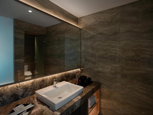 Grand Orchardz Hotel Kemayoran Jakarta : photo 4 de la chambre chambre lit king-size deluxe