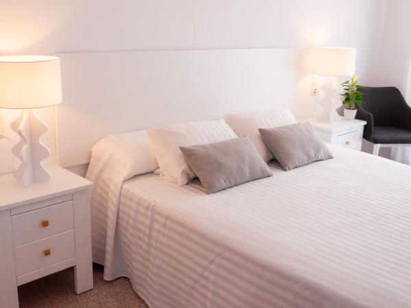 Hostal Comercio : photo 5 de la chambre chambre double ou lits jumeaux supérieure - vue sur montagnes