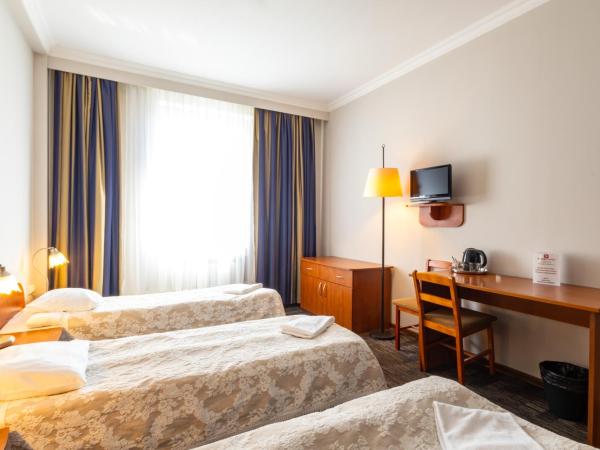 Noclegi Stadion Bed & Breakfast : photo 3 de la chambre chambre triple climatisée