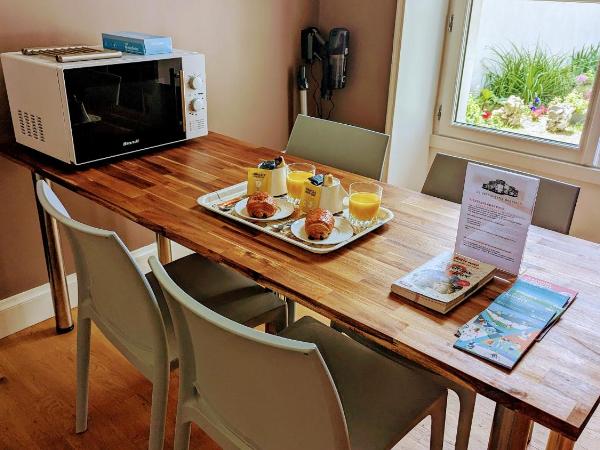 Appartement calme style haussmannien : photo 1 de la chambre appartement 1 chambre deluxe