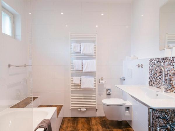 Hotel Villa Solln : photo 2 de la chambre studio avec terrasse