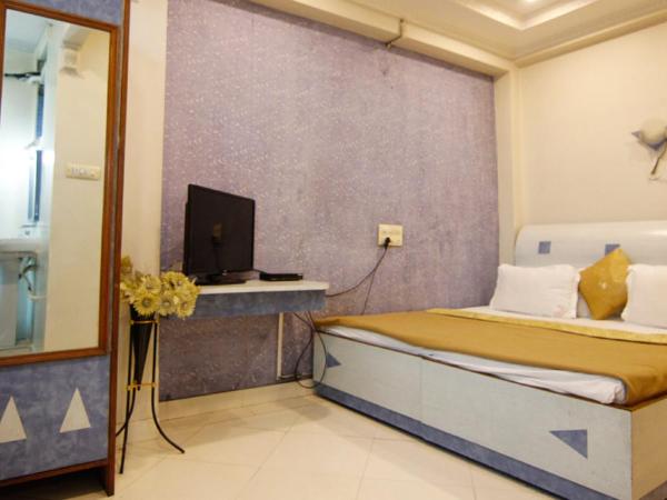 Hotel Tushar : photo 4 de la chambre chambre double standard