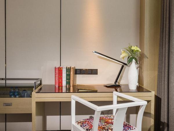 Paco Hotel Shuiyin Road Guangzhou-Free Shuttle Bus For Canton Fair : photo 5 de la chambre chambre lit king-size deluxe