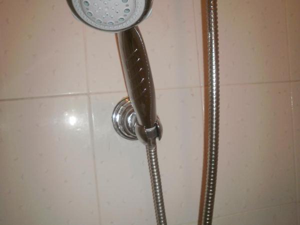 Guest House Erika : photo 4 de la chambre chambre double deluxe (2 adultes + 1 enfant)