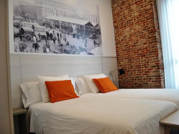 Hostal San Lorenzo : photo 3 de la chambre chambre double ou lits jumeaux