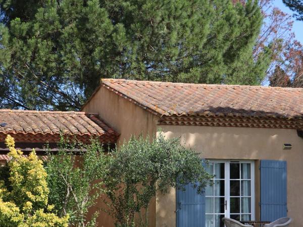 Le Mas Des Sables : photo 2 de la chambre chambre double camarguaise