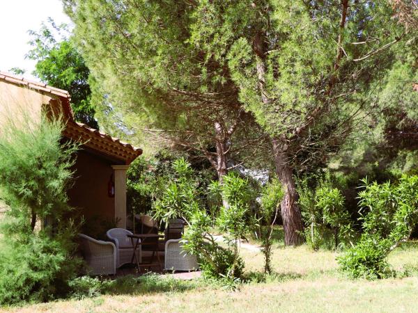 Le Mas Des Sables : photo 3 de la chambre chambre lits jumeaux camarguaise