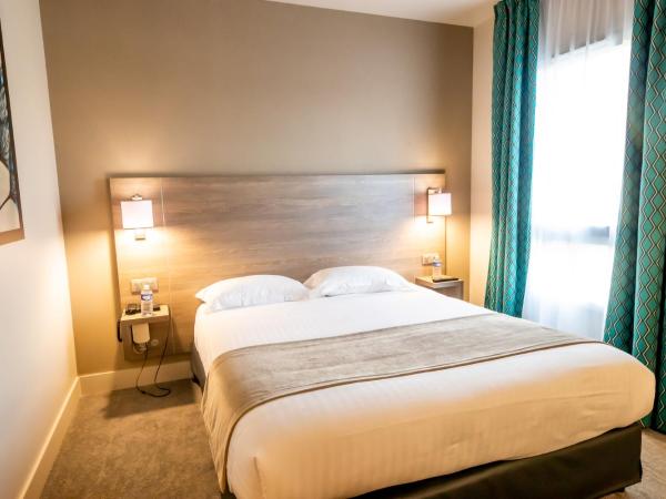 Brit Hotel Eden SPA Honfleur : photo 2 de la chambre chambre familiale