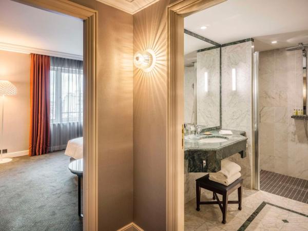 Hilton Brussels Grand Place : photo 3 de la chambre chambre lit king-size - accessible aux personnes à mobilité réduite