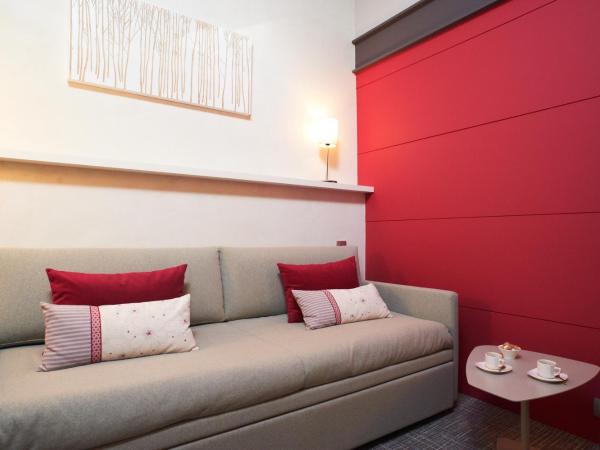 Hotel Restaurant Du Parc Saumur Logis Elégance : photo 3 de la chambre suite en duplex