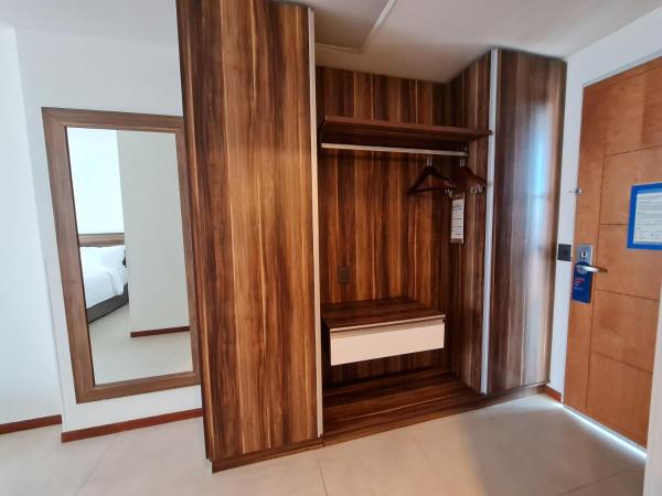 Holiday Inn Express Puerto Vallarta, an IHG Hotel : photo 5 de la chambre chambre lit king-size standard