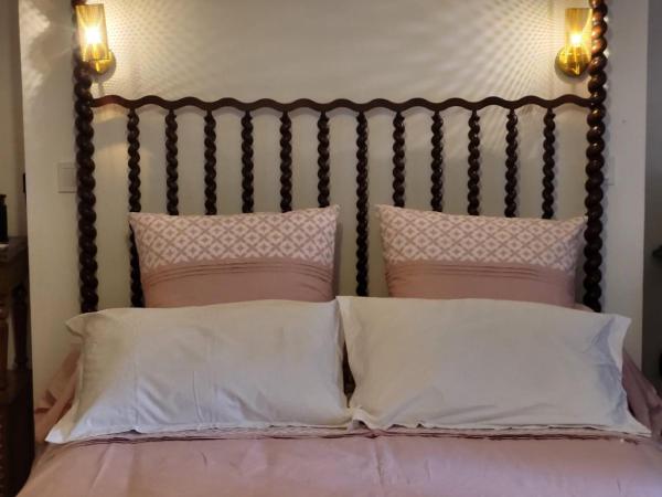 mon-domisiladore : photo 1 de la chambre chambre double deluxe avec douche