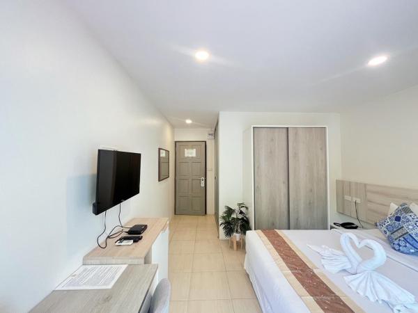 Mystays Phuket : photo 7 de la chambre chambre double avec balcon