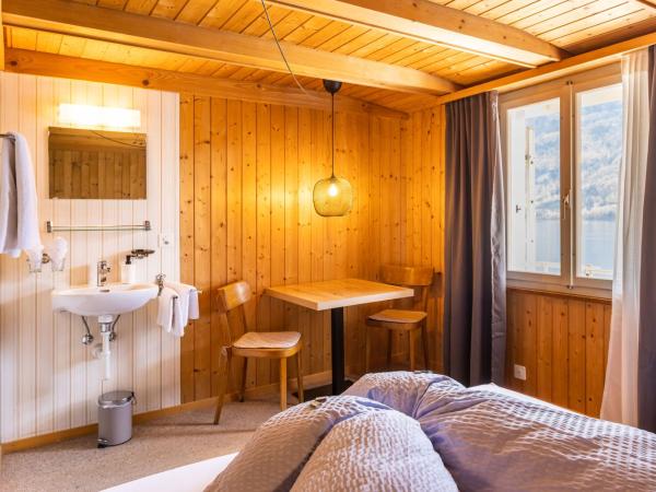Seehotel Sternen : photo 1 de la chambre budget double room with shared bathroom with lake view