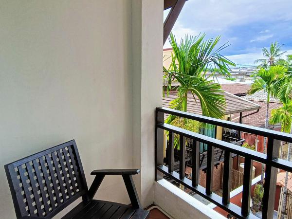 THEE Kashatharn by TH District : photo 6 de la chambre chambre double ou lits jumeaux deluxe - vue sur piscine