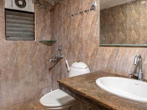 Stayz Inn Mylapore near light house : photo 5 de la chambre chambre double deluxe