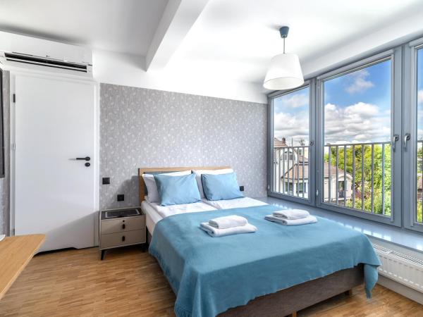 Grand Tulipan : photo 2 de la chambre chambre double avec lit d'appoint