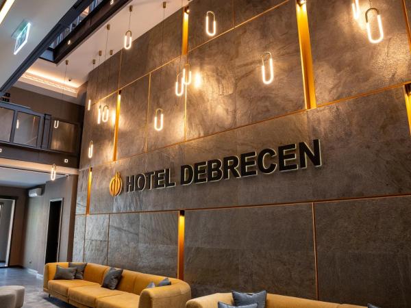 Hotel Debrecen : photo 4 de la chambre chambre lits jumeaux