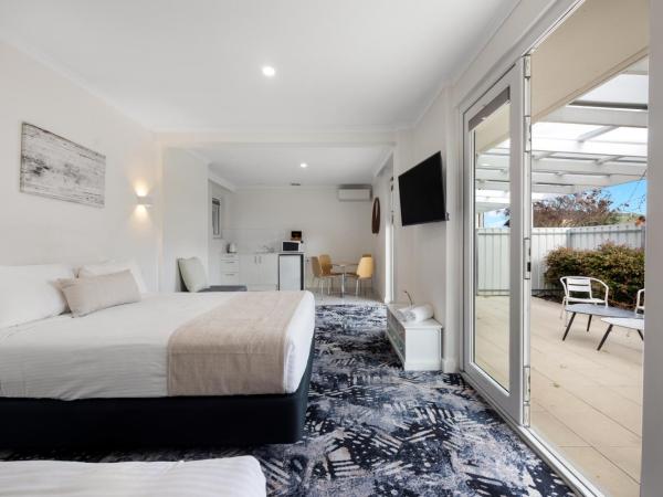 Best Western Adelaide Airport - Formerly Parador Inn : photo 1 de la chambre chambre familiale avec terrasse