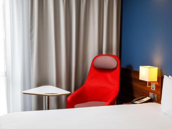 Holiday Inn Express London - ExCel, an IHG Hotel : photo 4 de la chambre chambre double standard