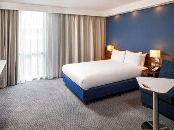 Holiday Inn Express London - ExCel, an IHG Hotel : photo 2 de la chambre chambre double standard - accessible aux personnes à mobilité réduite