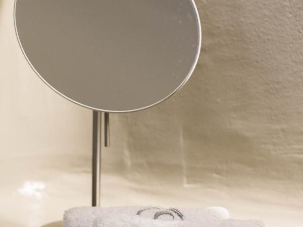 Mykonos Bay Resort & Villas : photo 6 de la chambre chambre lit king-size supérieure