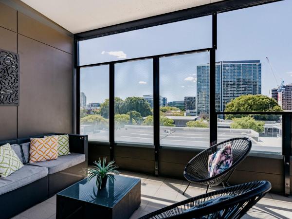 The Constance Fortitude Valley : photo 6 de la chambre hotel king with terrace with free wifi