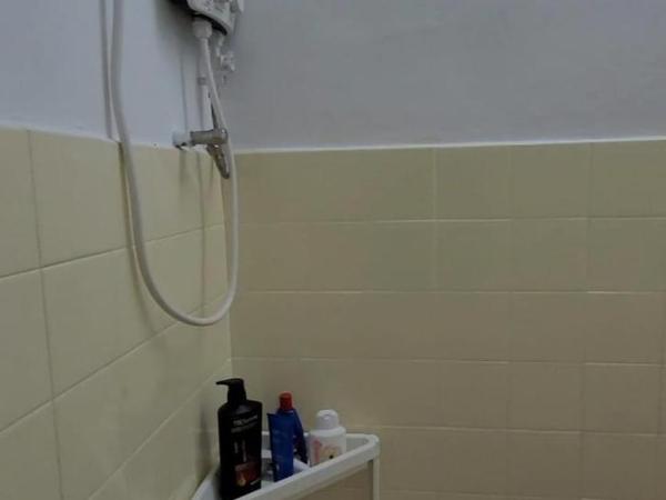 WM Cozy : photo 1 de la chambre chambre simple avec salle de bains commune