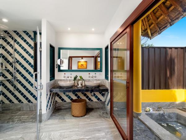 SAii Phi Phi Island Village : photo 9 de la chambre villa 2 chambres avec piscine - côté colline - vue sur océan