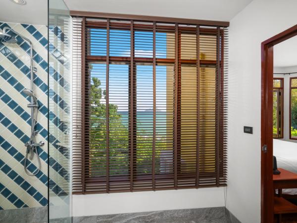 SAii Phi Phi Island Village : photo 8 de la chambre villa 2 chambres avec piscine - côté colline - vue sur océan