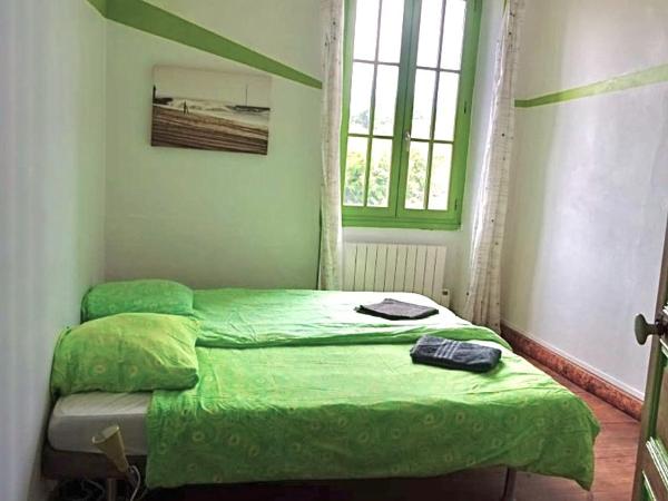 h2oholidays - auberge de jeunesse - youth hostel : photo 1 de la chambre chambre double ou lits jumeaux standard