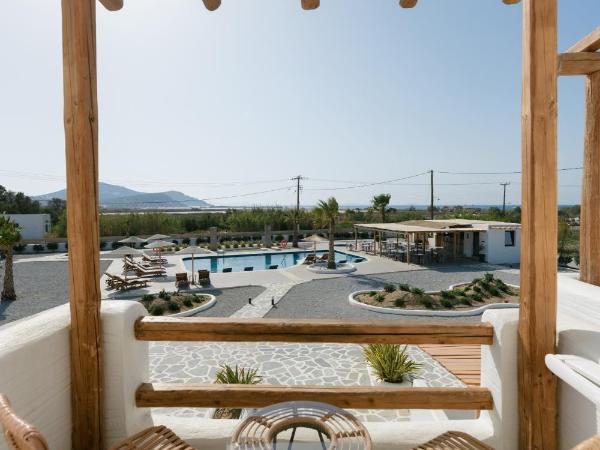 Naxos Finest Hotel & Villas : photo 1 de la chambre suite junior - vue sur mer