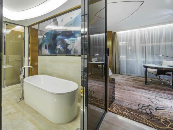 Sofitel Nanjing Galaxy : photo 5 de la chambre chambre lits jumeaux supérieure - vue sur ville