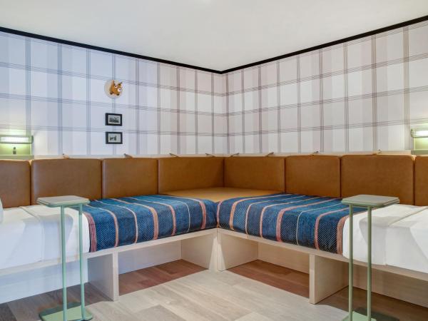 Moxy Banff : photo 7 de la chambre suite lit king-size