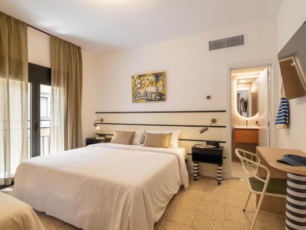 Hotel Robson : photo 1 de la chambre chambre triple supérieure