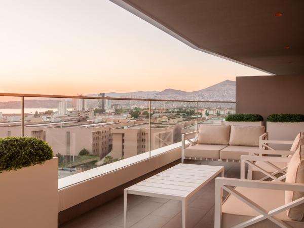 Four Points by Sheraton Izmir : photo 2 de la chambre chambre double deluxe - vue sur mer