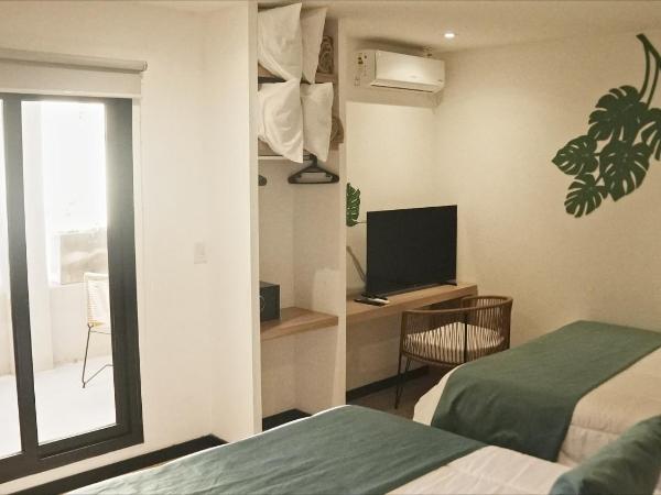 Hotel Caseros Salta : photo 2 de la chambre chambre quadruple