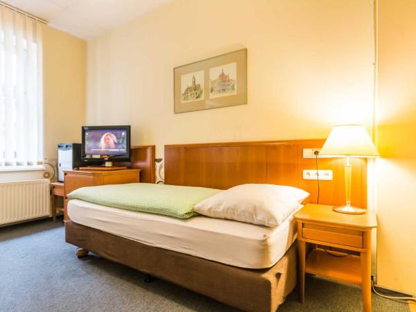 Hostel Nina : photo 3 de la chambre chambre double