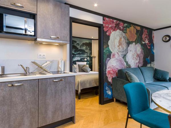 Best Western Les Bains Hotel et SPA : photo 1 de la chambre appartement - lit queen-size