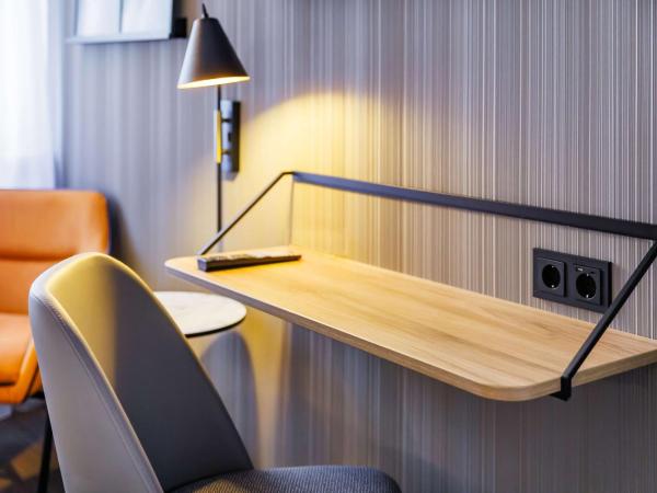 Radisson RED Berlin Kudamm : photo 6 de la chambre chambre double standard