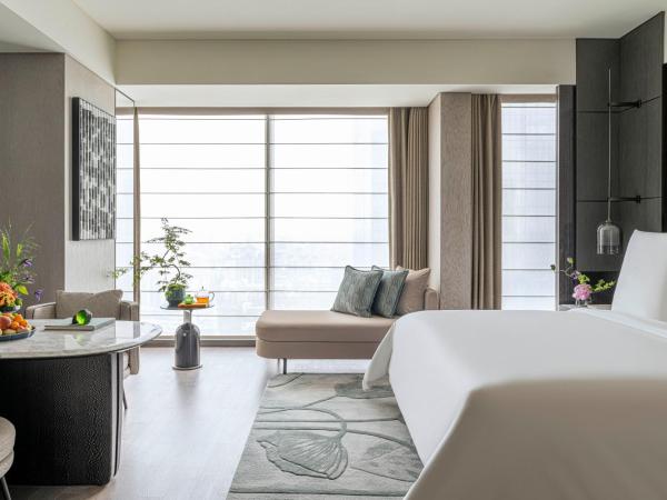 Four Seasons Hotel Hangzhou at Hangzhou Centre : photo 2 de la chambre chambre lit king-size deluxe - vue sur ville