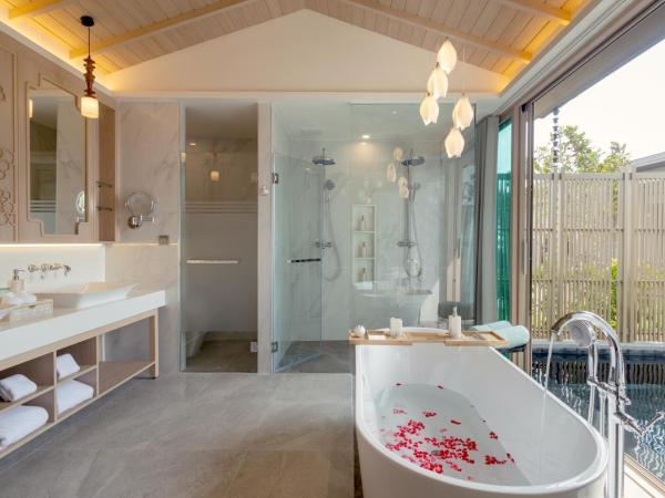 The Little Shore Khao Lak by Katathani : photo 6 de la chambre seaview double pool villa