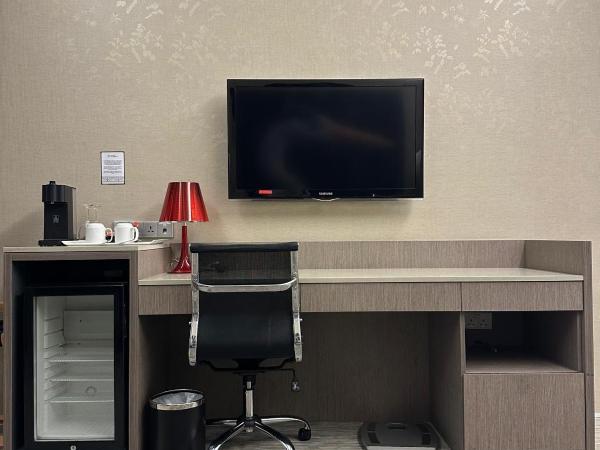 D'Hotel Singapore managed by The Ascott Limited : photo 6 de la chambre suite exécutive