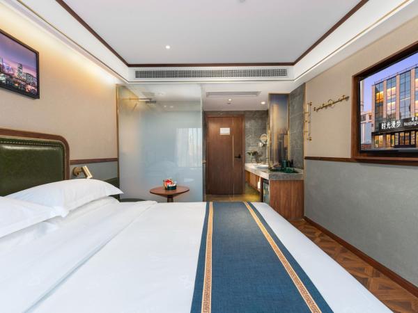 Time Traveller Boutique Hotel - Near Beijing CBD, CCTV, China Zun, SKP and Sanlitun, Tian'anmen Square, Forbidden City, Free daily necessities, Free night snack, Free laundry, English communication well, Free travel advice , Free gymnastic, : photo 3 de la chambre chambre double standard